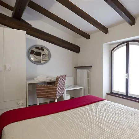Del Ducato 住宿加早餐酒店 CastellʼArquato